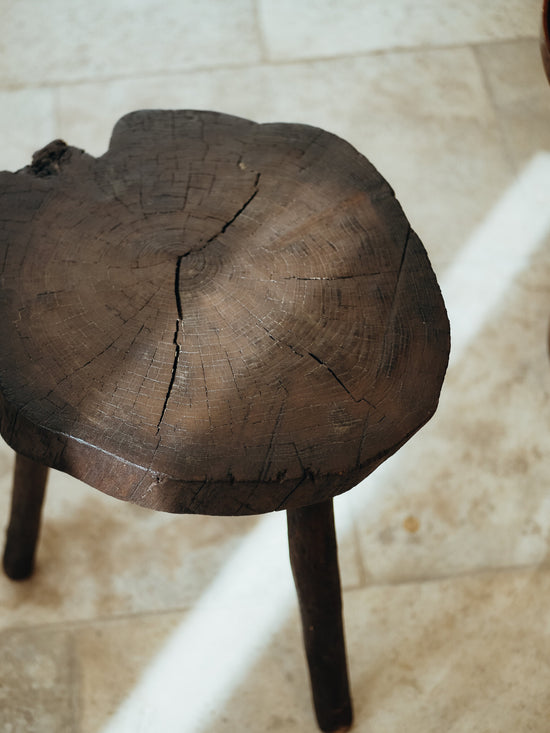 Chaise en bois fonce